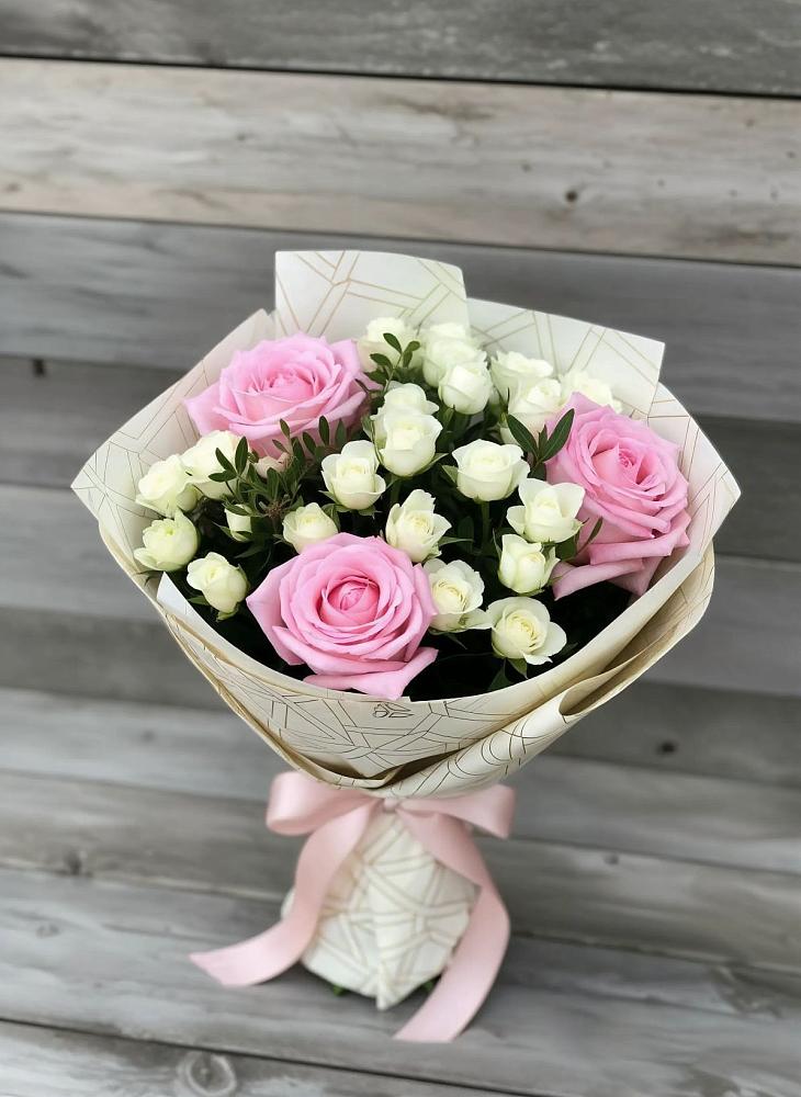 Букет цветов из: Розы в Магдагачах