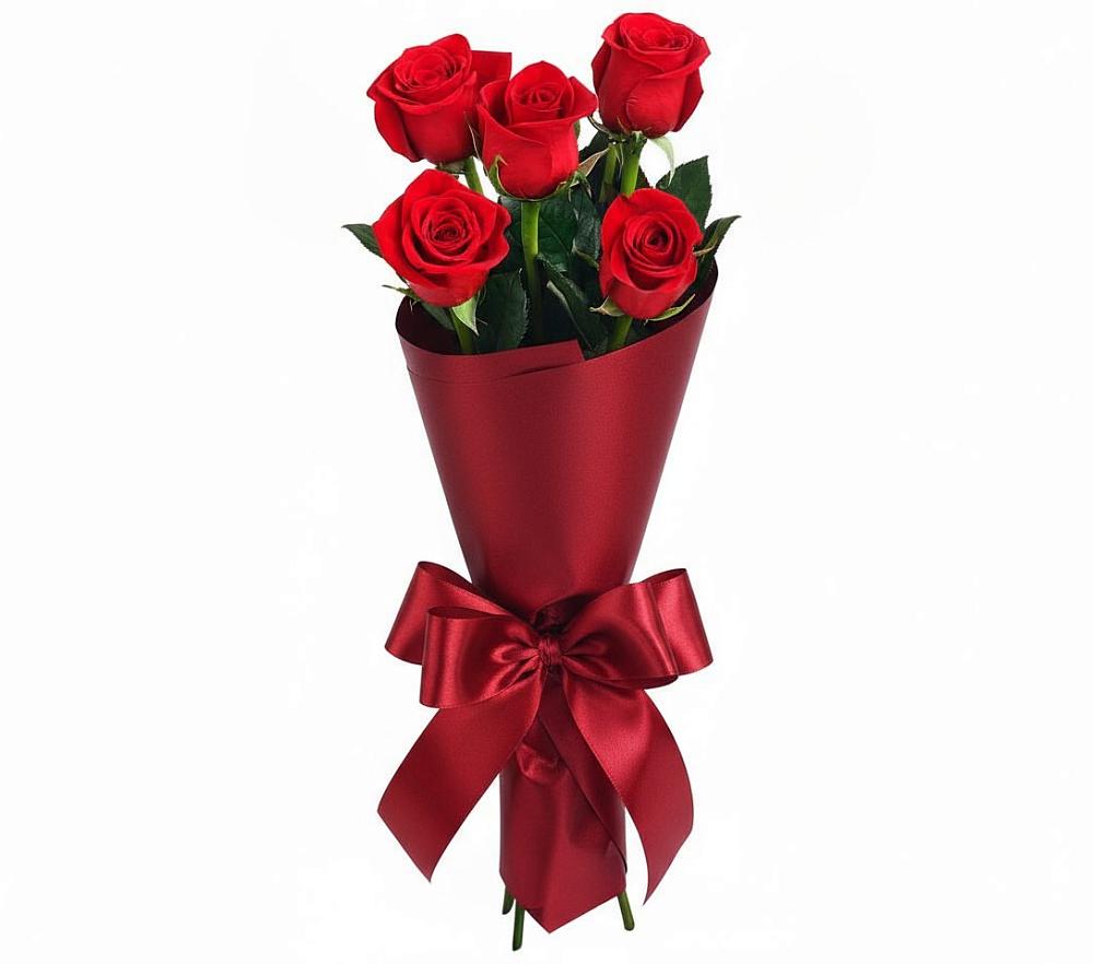Букет 5 Красных роз Эдлесс Лав в Магдагачах