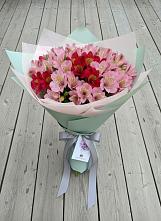 Букет цветов из:  Альстромерии в Магдагачах