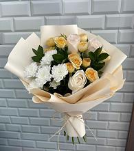 Букет цветов из:  Розы и Хризантемы в Магдагачах