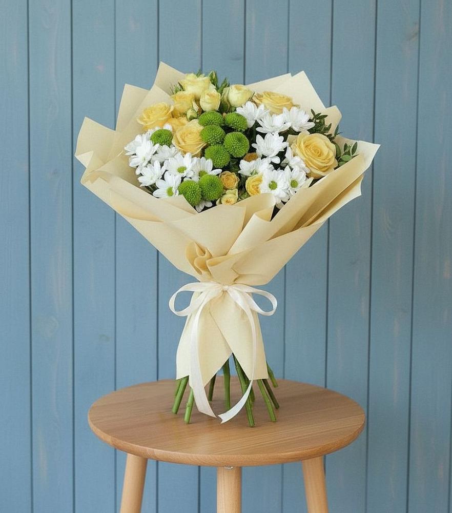 Букет цветов из: Хризантемы и Розы в Магдагачах