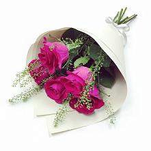 Букет цветов из:  Розы в Магдагачах