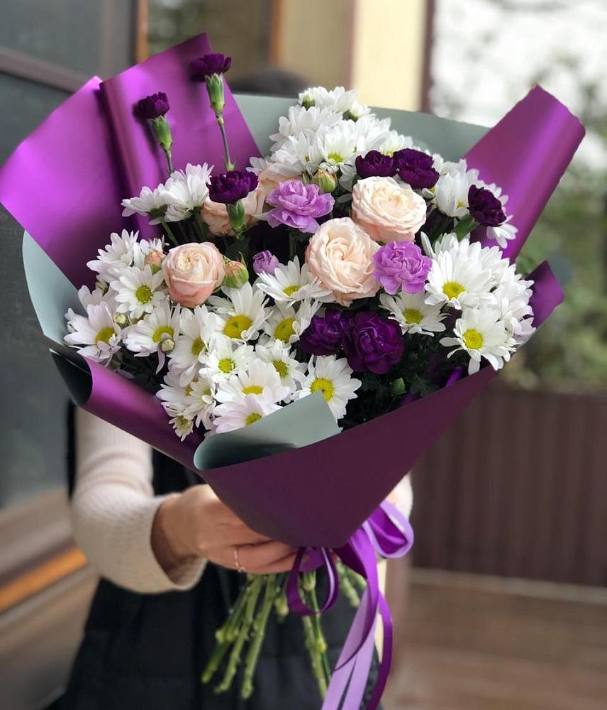 Букет цветов из: Хризантемы, Гвоздики и Розы в Магдагачах