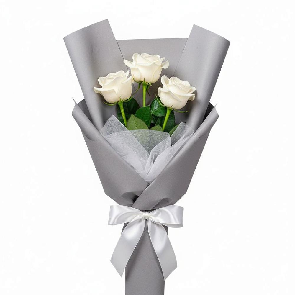 Букет 3 белые розы в Магдагачах