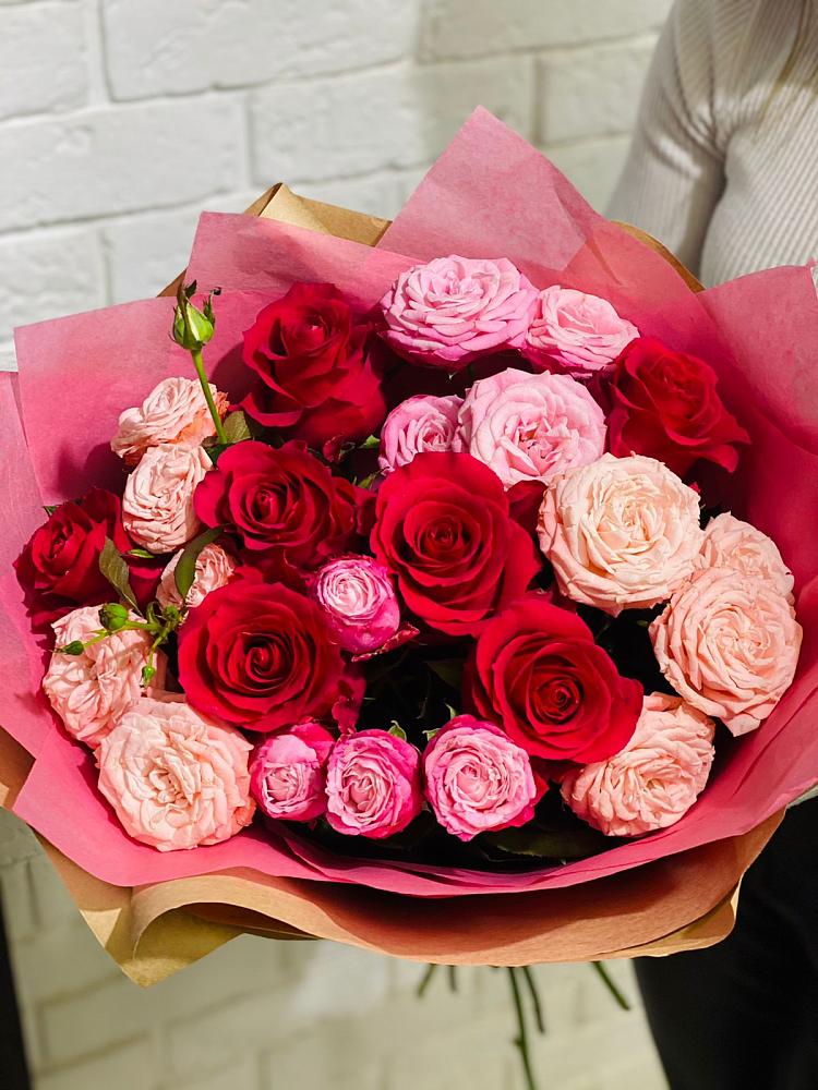 Букет цветов из: Розы в Магдагачах