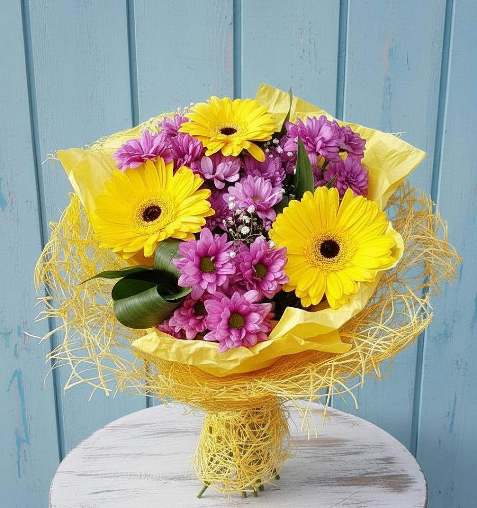 Букет цветов из: Хризантемы и Герберы в Магдагачах