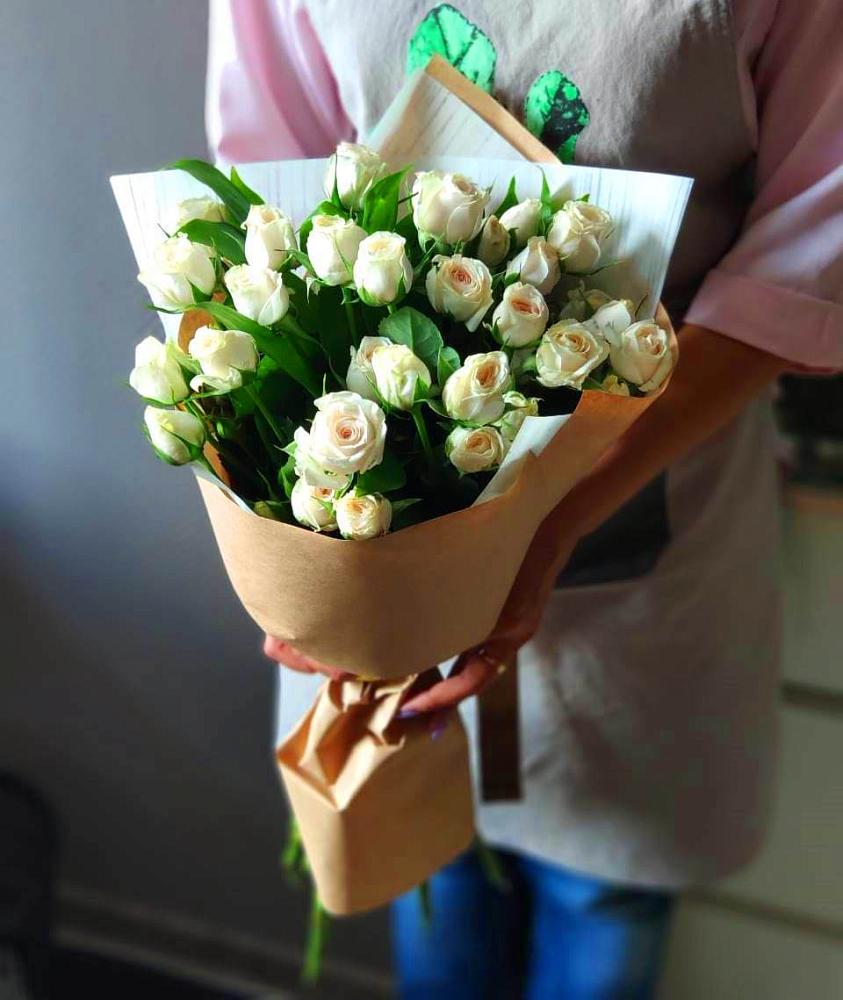 Букет цветов из: Розы в Магдагачах