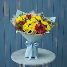 Букет цветов из:  Альстромерии и Хризантемы в Магдагачах
