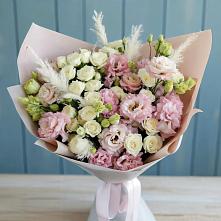 Букет цветов из:  Альстромерии и Розы в Магдагачах