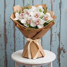 Букет цветов из:  Орхидеи и Розы #REPLACE_PRED# Магдагачах