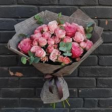 Букет цветов из:  Розы в Магдагачах